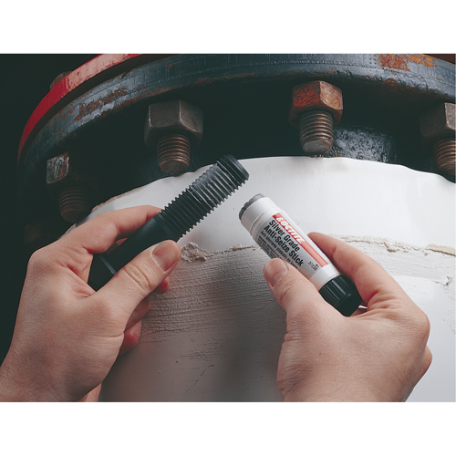 Antigrippant calibre argent&eacute; Quickstix, B&acirc;ton M & M Nord Ouest Inc