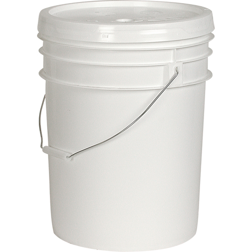 Seau d'usage g&eacute;n&eacute;ral sans couvercle, Plastique, 4 L M & M Nord Ouest Inc
