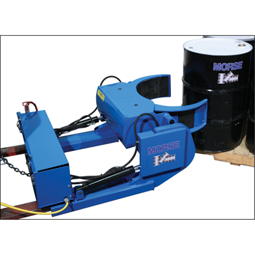 Manipulateur de baril mont&eacute; sur fourches Grip+Go &agrave; prise motoris&eacute;e, Baril de 15 - 55 gal. US (12,5 - 45 gal. imp.), Capacit&eacute; 1500 lb/680 kg M & M Nord Ouest Inc