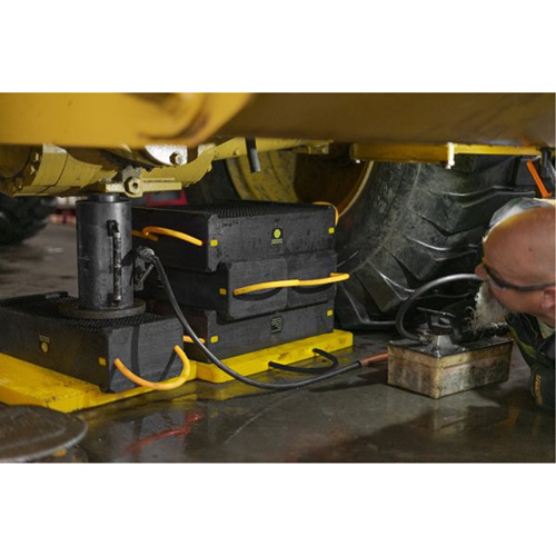 Bloc de sout&egrave;nement 100 tonnes M & M Nord Ouest Inc