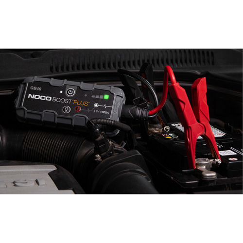 Survolteur pour batterie GB40 Boost Plus M & M Nord Ouest Inc