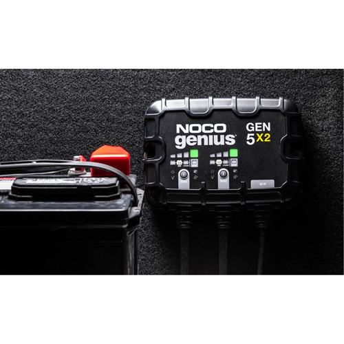 Chargeur de batterie embarqu&eacute; &agrave; 2 sorties de 10 amp&egrave;res Gen5X2 Genius M & M Nord Ouest Inc