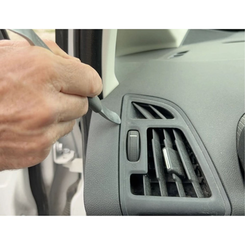 Outil &agrave; double extr&eacute;mit&eacute; pour enlever les garnitures M & M Nord Ouest Inc