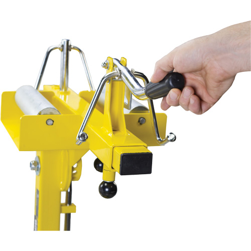 &eacute;carte-talons manuel avec p&eacute;dale inclinable M & M Nord Ouest Inc