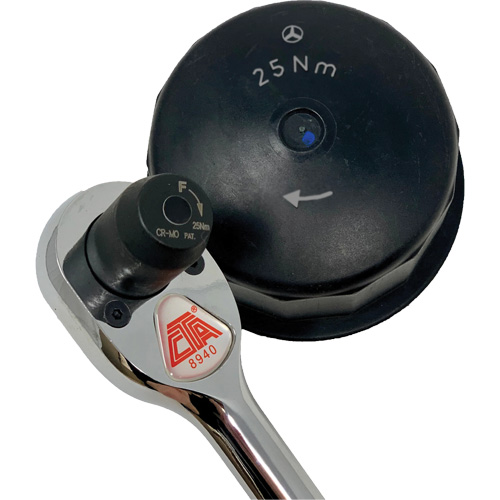 Cl&eacute; &agrave; cliquet &agrave; limite de couple, Prise de 3/8", Poign&eacute;e Coussin&eacute;e M & M Nord Ouest Inc