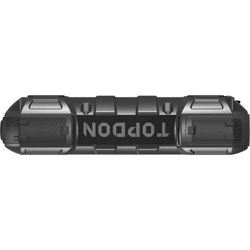 Survolteur, banque d'alimentation et lampe de poche JumpSurge3000 M & M Nord Ouest Inc