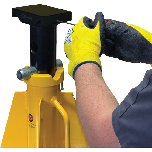 Adaptateur &agrave; dessus plat pour supports de v&eacute;rin ESCO de style haut de 20 et 25 tonnes M & M Nord Ouest Inc