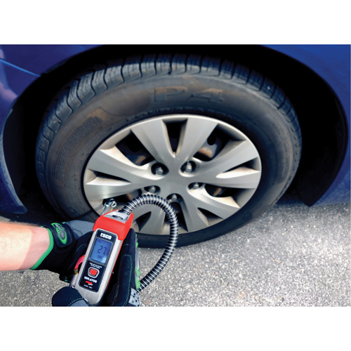 Pro Series Compact Digital Tire Inflator M & M Nord Ouest Inc