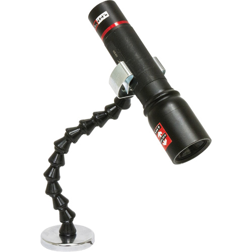 Support magn&eacute;tique flexible pour lampe de poche M & M Nord Ouest Inc