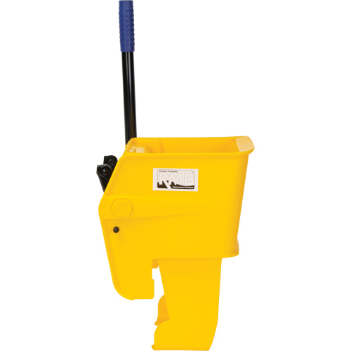 Essoreuse pour vadrouille, Pression lat&eacute;rale M & M Nord Ouest Inc