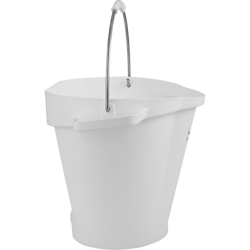 5692 Series Bucket, White, 5 US gal. M & M Nord Ouest Inc
