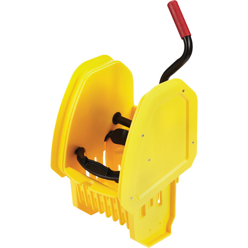 Wavebrake&reg; Mop Wringer, Down Press M & M Nord Ouest Inc