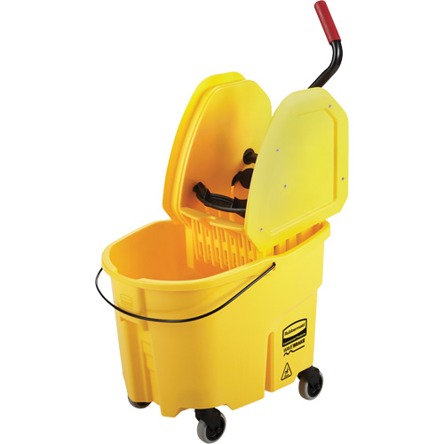 Ensemble de seau pour vadrouille et essoreuse WaveBrake, Pression vers le bas, 8,75 gal. US (35 pintes), Jaune M & M Nord Ouest Inc