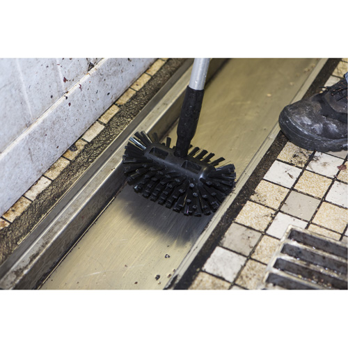 Brosse de r&eacute;servoir, Soies Moyen, Longueur de 8-1/4", Vert M & M Nord Ouest Inc