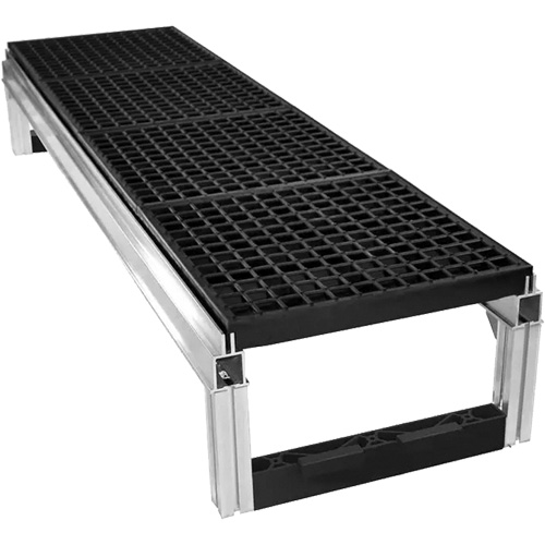 Trousse de plateforme de travail modulaire en aluminium &agrave; drainage ouvert FOUNDATION, 18" la x 72" pr, Capacit&eacute; de 400 lb, Enti&egrave;rement soud&eacute; M & M Nord Ouest Inc