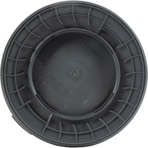 Garbage Bin, Polyethylene, 32 US gal. M & M Nord Ouest Inc