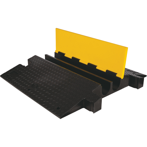 Protecteur de c&acirc;ble &agrave; traverse extr&ecirc;me Yellow Jacket, 2 canaux, 35,75" lo x 42,125" la x 5,125" h M & M Nord Ouest Inc