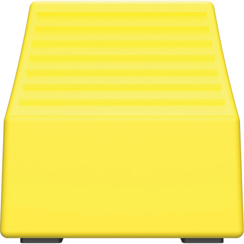 Cale de roue ultra-robuste pour l'exploitation mini&egrave;re Checkers Safety, PEHD, Jaune, 14-1/2" la x 17-1/2" p x 16" h M & M Nord Ouest Inc