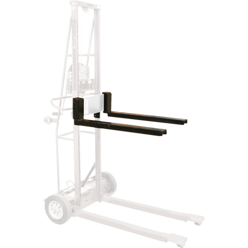 Triple Truck - Lifting Truck M & M Nord Ouest Inc