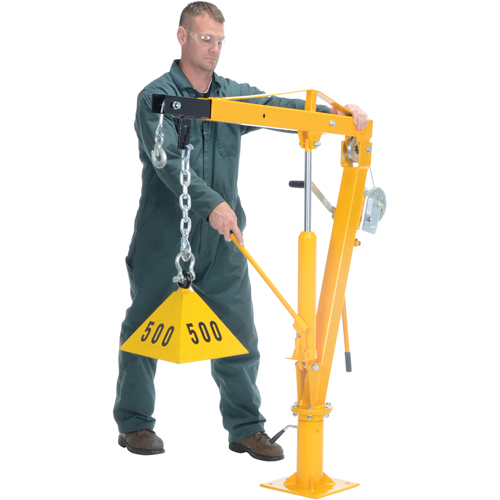 Grue &agrave; fl&egrave;che pour camion actionn&eacute;e par treuil, Capacit&eacute; de 1000 lb (0,5 tonne), Limite de 86-1/2" M & M Nord Ouest Inc