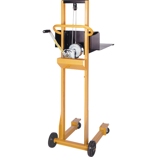 Empileur &agrave; plateforme Easy-Lift, M&eacute;canisme Treuil manuel, Capacit&eacute; de 500 lb, Levage max de 52" M & M Nord Ouest Inc