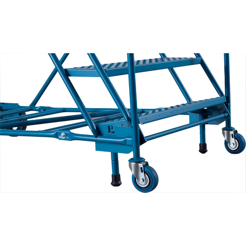Escabeau roulant certifi&eacute; CSA avec marche verrouillable, 14 marches, Largeur de la marche 30", Hauteur de la plateforme 128", Acier M & M Nord Ouest Inc