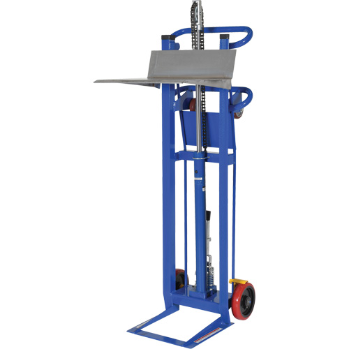 Gerbeur &agrave; plateforme hydraulique, M&eacute;canisme Pompe au pied, Capacit&eacute; de 750 lb, Levage max de 52" M & M Nord Ouest Inc