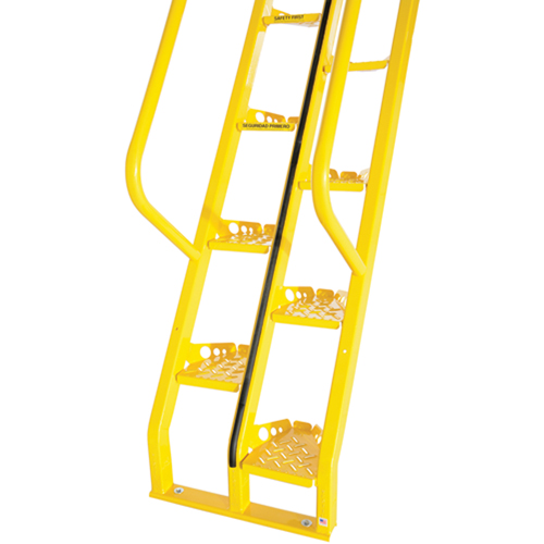 Alternating-Tread Stairs M & M Nord Ouest Inc