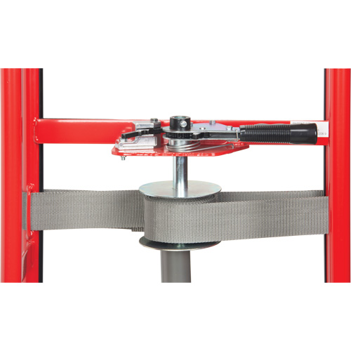 Diable de calibre industriel pour &eacute;lectrom&eacute;nagers, Acier, Capacit&eacute; 550 lb, 24" la x 59" h M & M Nord Ouest Inc