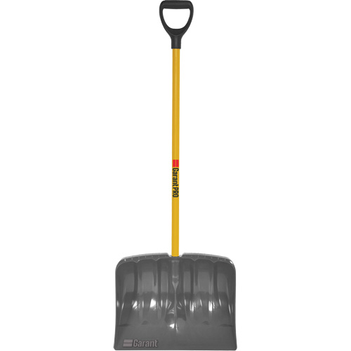 High Capacity Mountain Mover Snow Shovel, Polypropylene Blade, 19" Wide, D-Grip Handle M & M Nord Ouest Inc