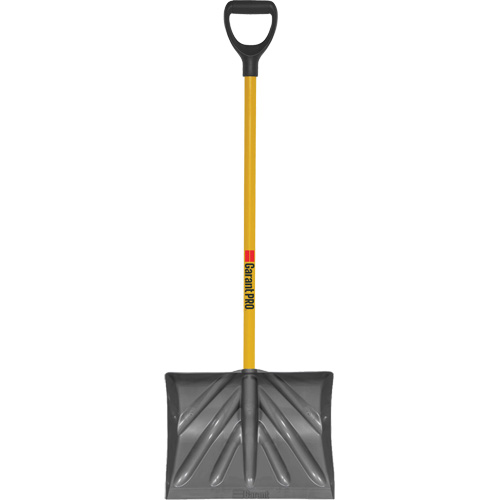Pro Scraper Shovel, Polypropylene Blade, 18" Wide, D-Grip Handle M & M Nord Ouest Inc