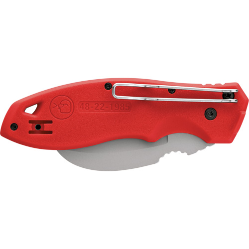 Couteau pliant &agrave; bec courb&eacute; FastBack, 2-1/4" lame, lame en Acier inoxydable, poign&eacute;e en Plastique M & M Nord Ouest Inc