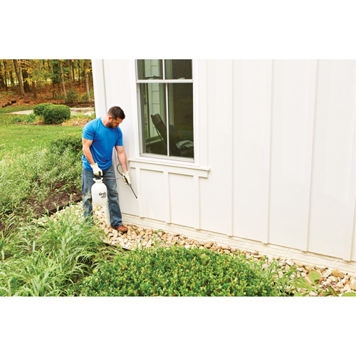 Vaporisateur pour usage multiple Grab & Go, 1 gal. (4,5 L), Poly&eacute;thyl&egrave;ne, Lance de 10" M & M Nord Ouest Inc