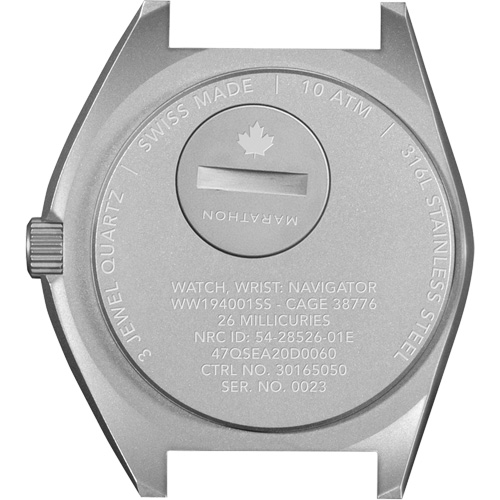 Montre Steel Navigator sur ensemble bracelet en caoutchouc noir de trois morceaux, Num&eacute;rique, &agrave; piles, 41 mm, Noir M & M Nord Ouest Inc