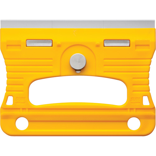 Racloir pour le verre M & M Nord Ouest Inc