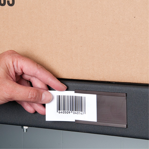 Card Holder, Magnetic, 600" L x 2" W M & M Nord Ouest Inc