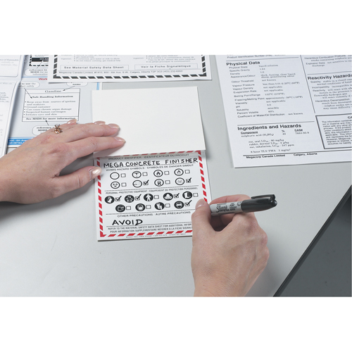 &eacute;tiquettes SIMDUT fabriqu&eacute;es sur place, Vinyle, Feuille, 5" lo x 5" la M & M Nord Ouest Inc