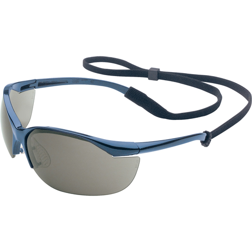 Lunettes de s&eacute;curit&eacute; Uvex Vapor, Lentille Grise/fum&eacute;e, Anti-&eacute;gratignures, ANSI Z87+/R&eacute;pond ou surpasse la norme CSA Z94.3 M & M Nord Ouest Inc
