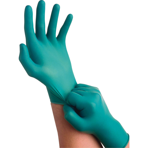 Gants TouchNTuff 92-600, T-Grand, Nitrile, 5 mils, Sans poudre, Vert M & M Nord Ouest Inc