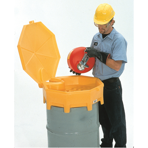 Entonnoir avec couvercle pour baril Global Ultra-Drum Funnel, 5 gal. M & M Nord Ouest Inc