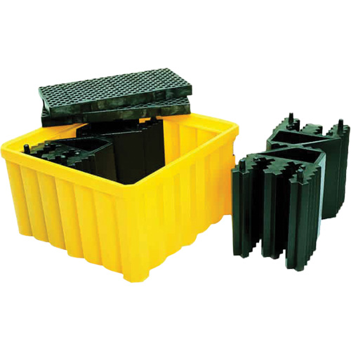 Palette antid&eacute;versement avec drain Ultra-IBC Spill Pallet , Capacit&eacute; de d&eacute;versement 400 gal. US, 58,75" x 58,75" x 33" M & M Nord Ouest Inc