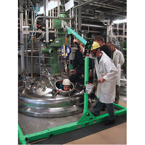 Syst&egrave;me de levage &agrave; potence 5 mcx pour espace clos M & M Nord Ouest Inc