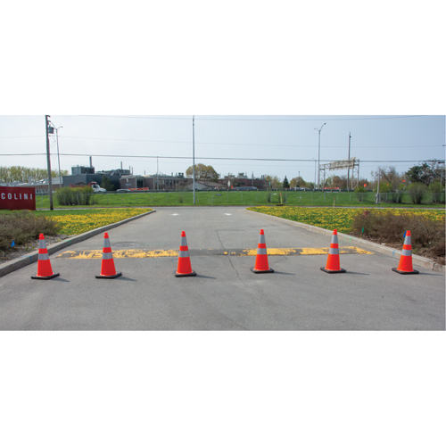 Traffic Cone, 28", Orange, 4" & 6" Reflective Collar(s) M & M Nord Ouest Inc