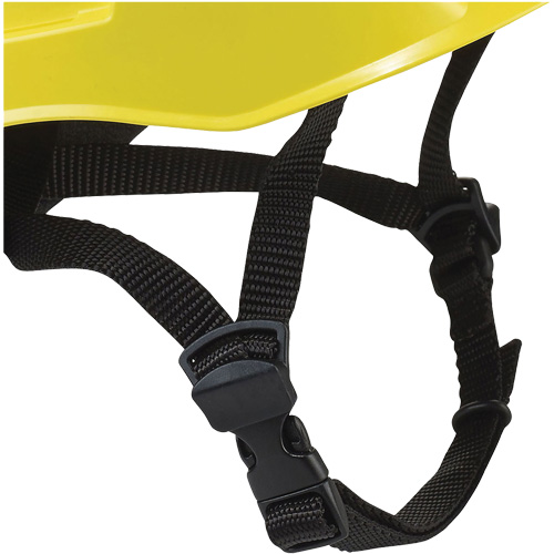 North&reg; 4-Point Chin Strap M & M Nord Ouest Inc