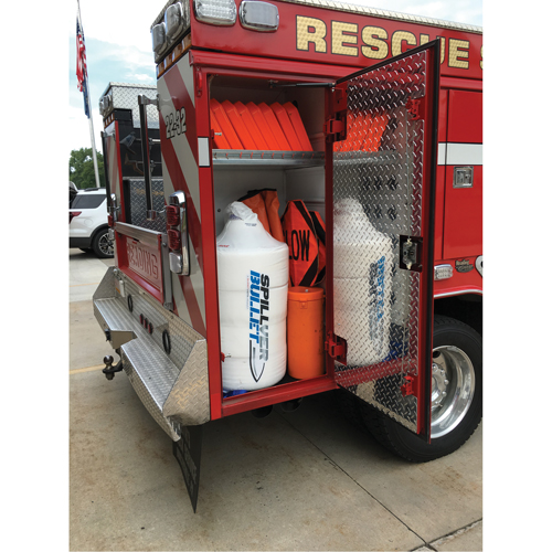 Spillver Bullet Boom, Oil Only, 100' L x 5" W, 28 gal. Absorbancy M & M Nord Ouest Inc