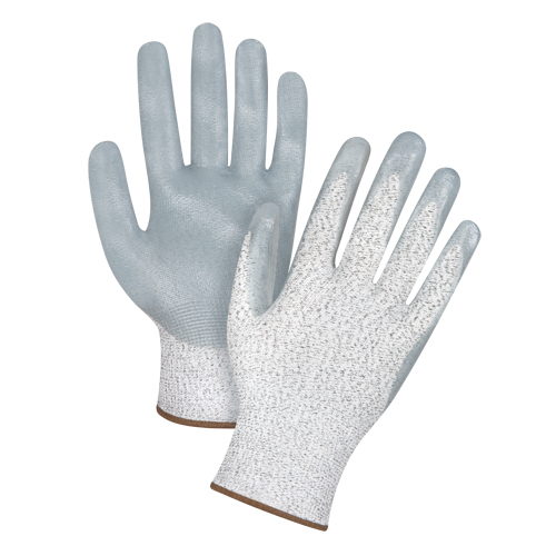 Gants haute performance r&eacute;sistants &agrave; la coupe, Taille Grand/9, Calibre 13, Rev&ecirc;tement Nitrile, Enveloppe en PEHP, ANSI/ISEA 105 niveau 4/EN 388 niveau 5 M & M Nord Ouest Inc