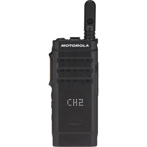 Radio portative de s&eacute;rie SL-300, Bande UHF, 99 canaux, Port&eacute;e 99 M & M Nord Ouest Inc