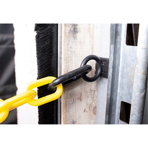 Loading Dock Safety Chain Kit, Plastic M & M Nord Ouest Inc