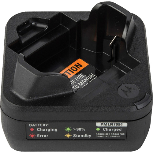 Chargeur de batterie radio bidirectionnelle &agrave; d&eacute;bit rapide M & M Nord Ouest Inc