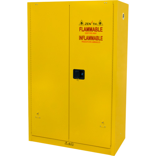 Armoire pour produits inflammables, 45 gal., 2 Porte(s), 43" La x 65" h x 18" p M & M Nord Ouest Inc